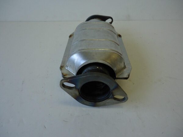 Catalytic Converter Nissan Altima Sedan 1995-1996 2.4L , 53100 - Image 4