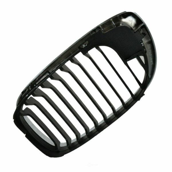 Grille Passenger Side Bmw 3 Series Convertible 2003-2006 Chrome/Black [11 Black Vertical Bars With Chrome Face Surearounded By Chrome Frame] , BM1200157 - Image 3