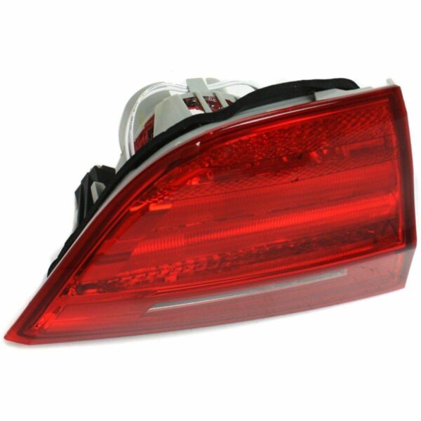 Trunk Lamp Driver Side Bmw 3 Series Sedan 2009-2011 (Back-Up Lamp) High Quality , BM2802105 - Image 2