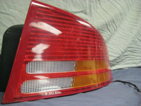 Tail Lamp Passenger Side Chrysler Intrepid 1998-2004 High Quality , CH2801146 - Image 2