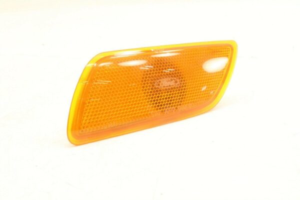 Signal Lamp Front Driver Side Ford Focus 2005-2007 (Mount In Bumper) High Quality , FO2550141 - Image 5