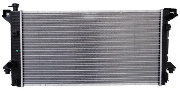 Radiator Lincoln Navigator 2009-2014 (13099) 4.6L/5.4L V8 With Heavy Duty Cooling (Navigator With Tow) , FO3010288 - Image 2