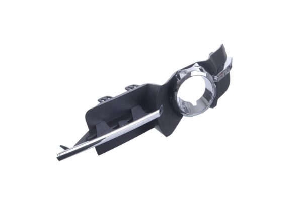 Grille Lower Outer Passenger Side Chevrolet Malibu 2008-2012 With Fog Lamp Hole Chrome/Black Lt/Ltz , GM1039115 - Image 4
