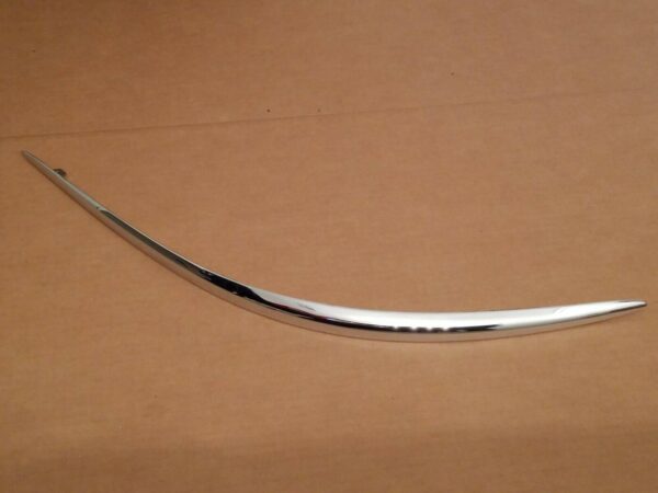 Bumper Moulding Front Passenger Side Buick Lacrosse 2005-2009 Chrome , GM1047101 - Image 4