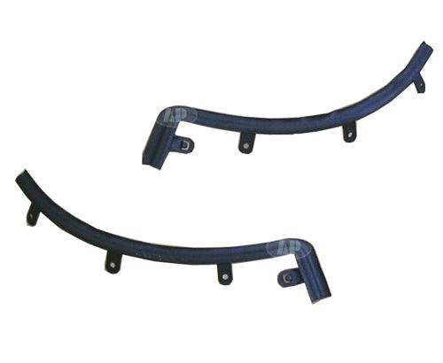 Bumper Filler Front Outer Passenger Side Chevrolet Silverado 2500 2007-2010 Textured 6.6L Diesel Engine , GM1089174