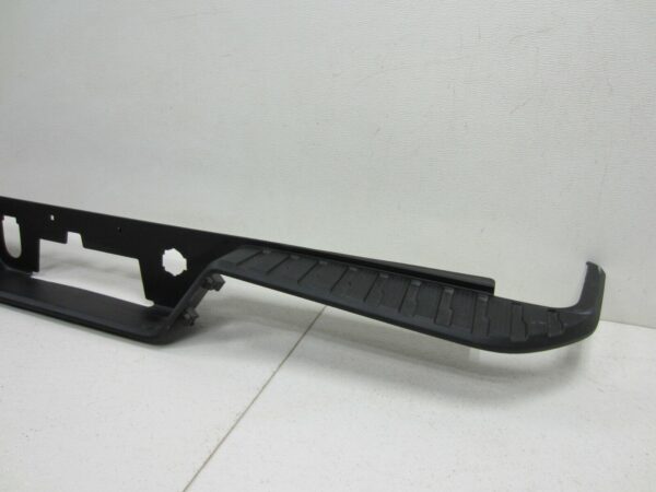 2020-2023 Gmc Denali 3500 Bumper Step Pad Rear With Dual Rear Wheels , GM1191155 - Image 2