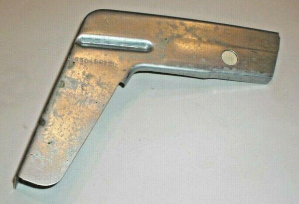 Head Lamp Mount Bracket Driver Side Buick Century 1997-2005 , GM2508103 - Image 3