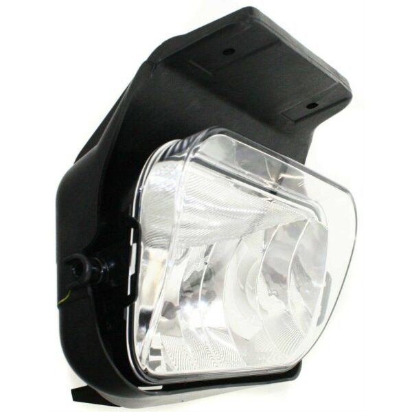 Fog Lamp Front Driver Side Chevrolet Silverado 2500 2005-2006 (Include Bracket) High Quality , GM2592150 - Image 3