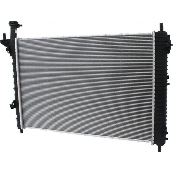 Radiator Saturn Outlook 2007-2010 (13006) 3.6L V6 Standard Duty , GM3010512 - Image 2