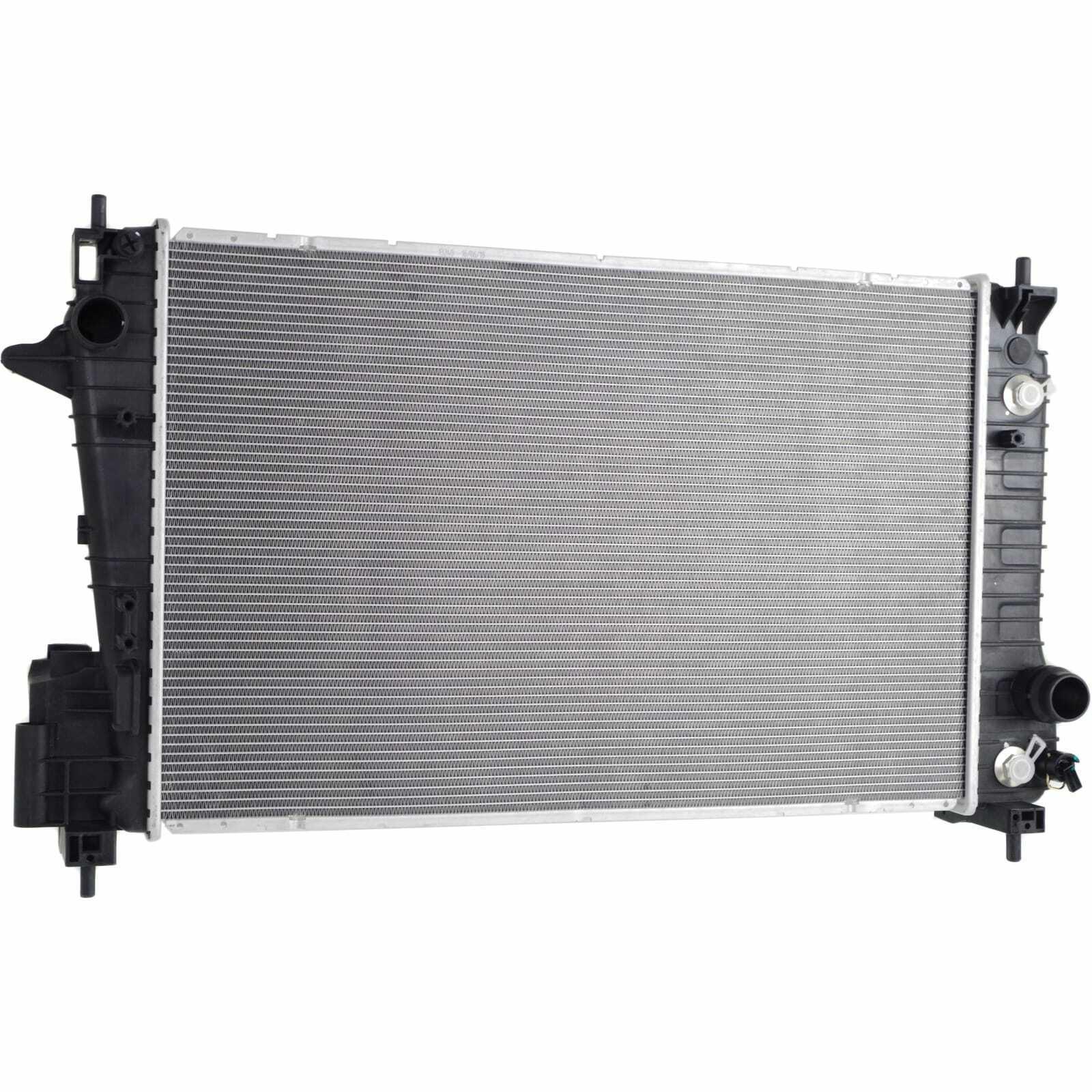 Radiator Chevrolet Sonic Sedan 2012-2017 (13248) 1.4 Lt , GM3010570