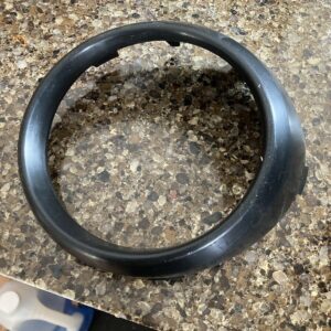 Fog Lamp Bezel Front Passenger Side Kia Soul 2017-2019 Black Exclude Turbo/Sport , KI1039124