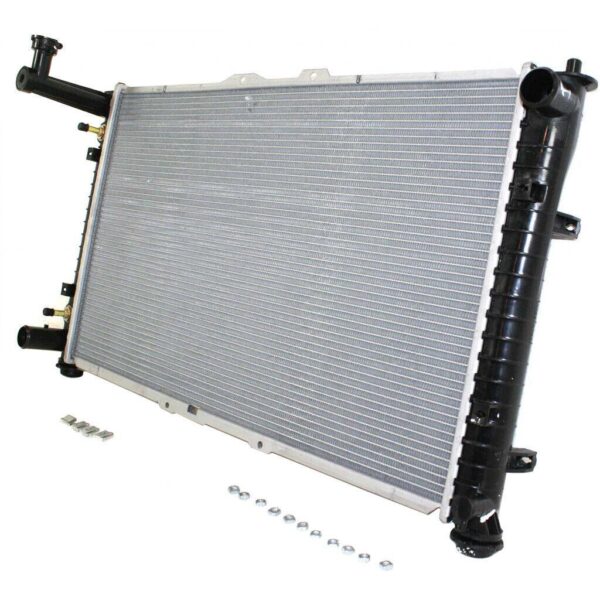 Radiator Kia Sedona 2002-2005 , KI3010113 - Image 3
