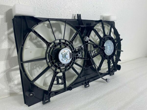 Cooling Fan Assembly Lexus Is250 Sedan 2014-2015 2.5L Dual Fan Assembly , LX3115131 - Image 2