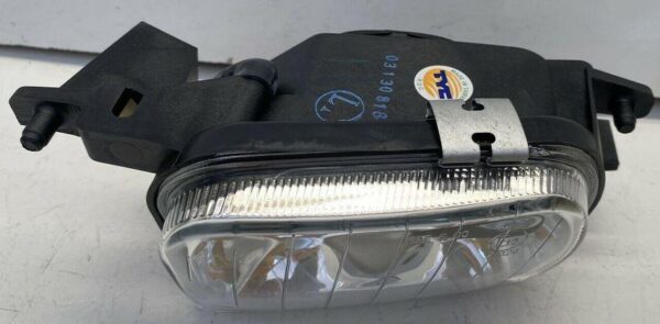 Fog Lamp Front Driver Side Mercedes C350 2006-2007 Without Amg Pkg Without Bi-Xenon High Quality , MB2592109 - Image 4