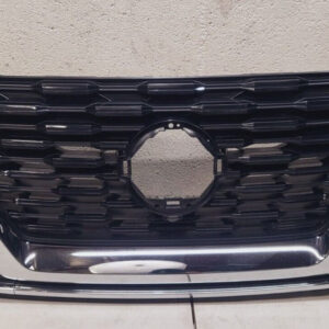 2021-2023 Nissan Rogue Grille Front Gloss Black With Chrome , NI1200322