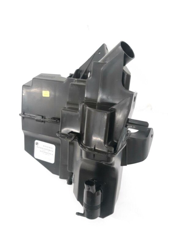 Washer Tank Nissan Maxima 2016-2018 With Pump/Sensor , NI1288163 - Image 3