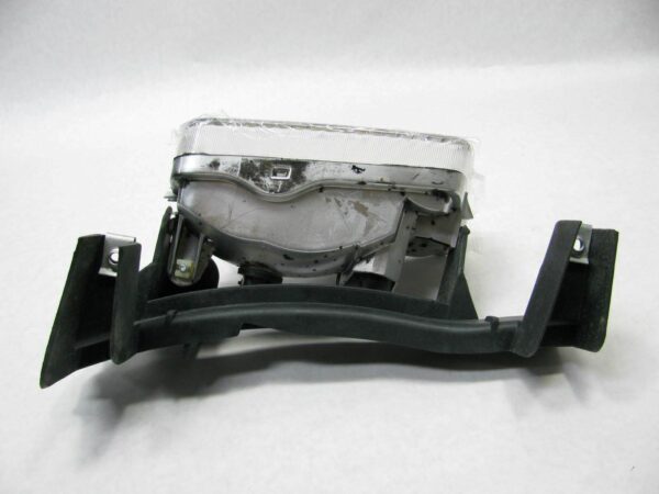 Fog Lamp Front Passenger Side Nissan Altima Sedan 1998-1999 , NI2593104V - Image 3