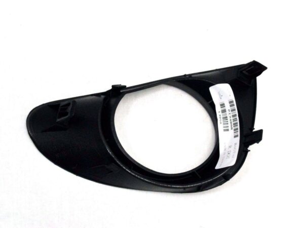 Fog Lamp Bezel Front Passenger Side Toyota Yaris Hatchback 2012-2014 Exclude Se , TO1039158 - Image 3