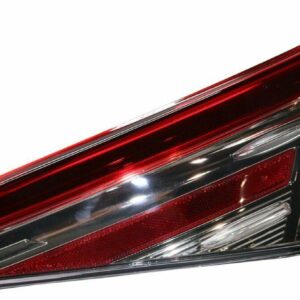 2018–2020 Toyota Camry Tail Lamp Driver Side Se Model Japan , TO2804139