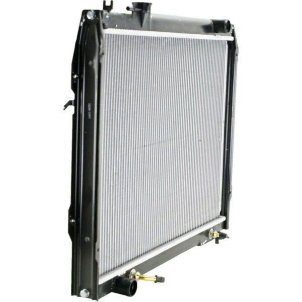 Radiator Toyota Tacoma 1995-2004 (1778) 2.4/3.4 4Cly A/T , TO3010177 - Image 3
