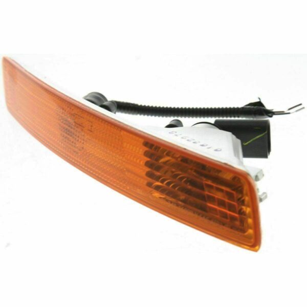 Signal Lamp Front Passenger Side Volkswagen Beetle 2006-2010 (In Front Bumper) High Quality , VW2531109 - Image 4