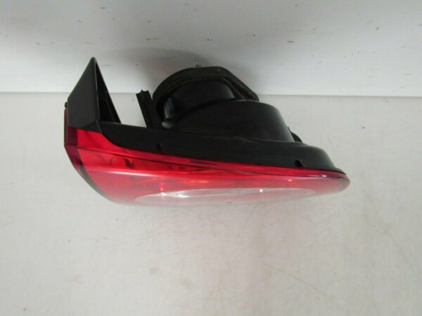 Trunk Lamp Driver Side Volkswagen Tiguan 2009-2011 High Quality , VW2802108 - Image 3